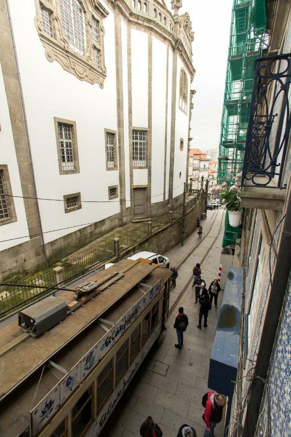 Porto And Clerigos Views By Porto City Hosts מראה חיצוני תמונה